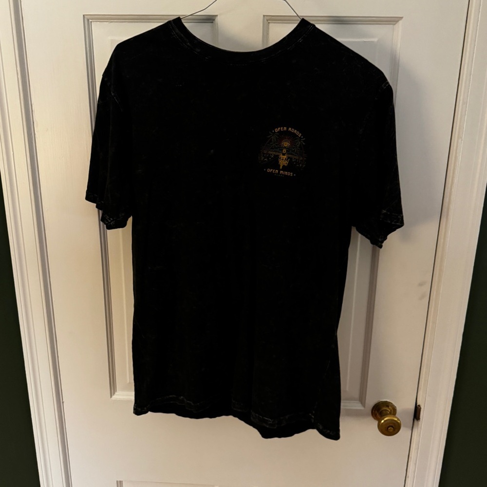 Roark Black Short Sleeve Tee Essential Casual Wear
